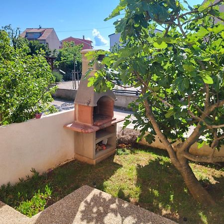 Apartment Luna Malinska Exterior foto